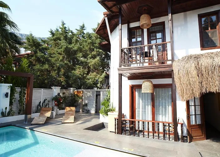 Отель No 22 Riders'