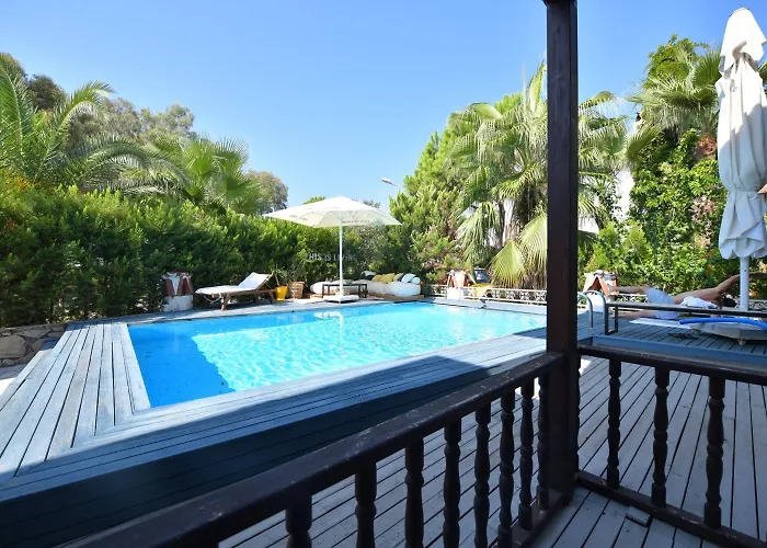 Отель No 22 Riders' 3*