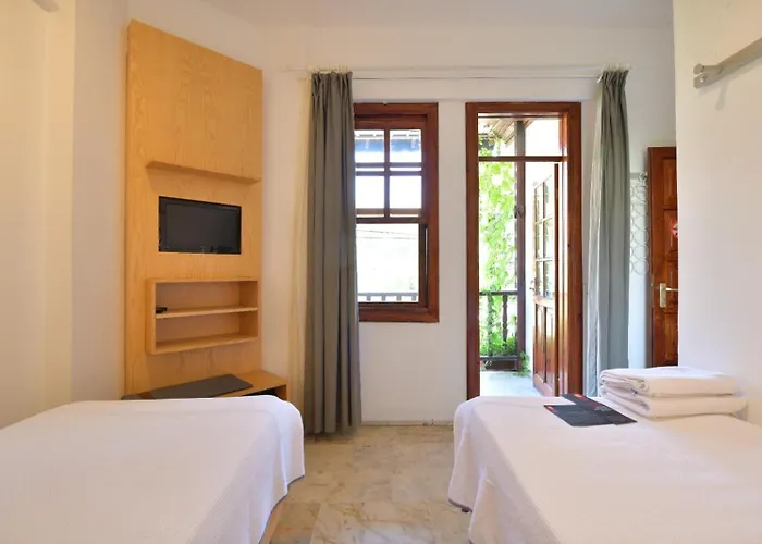 Отель No 22 Riders' Акьяка